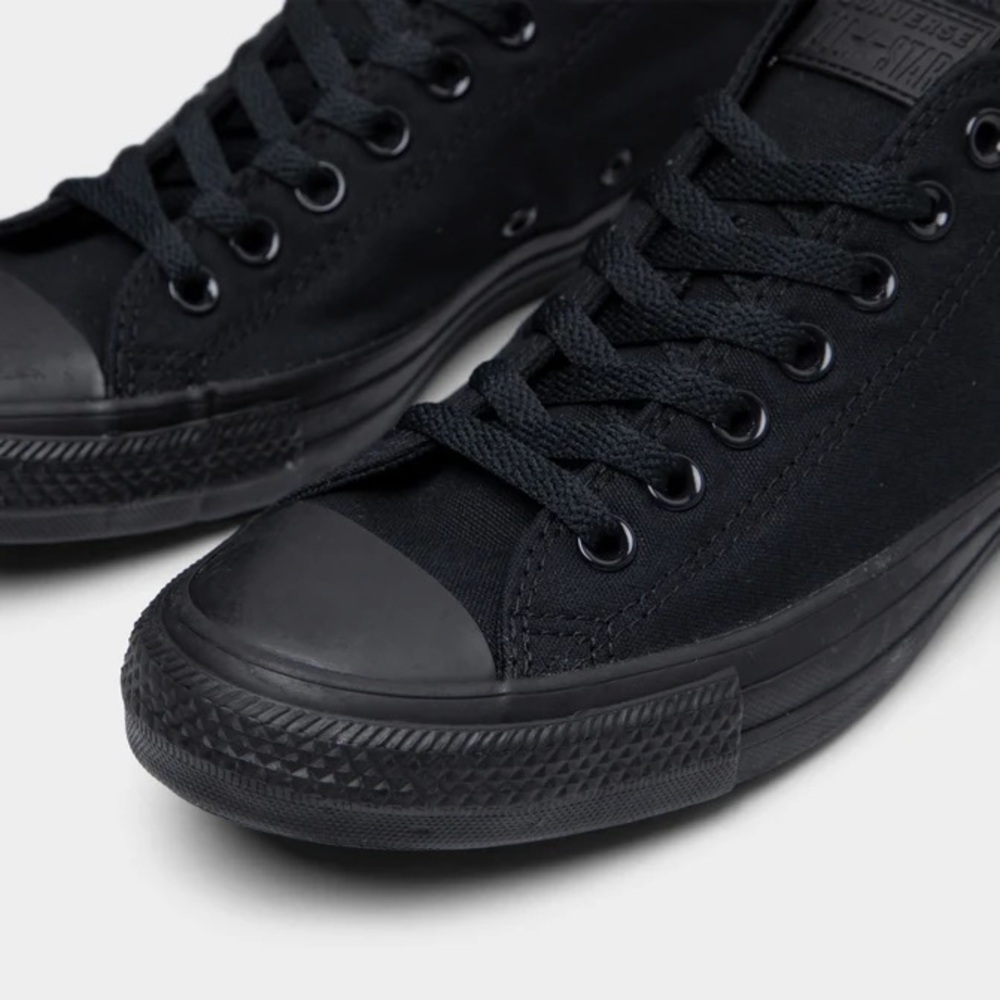 Monochrome Black Converse